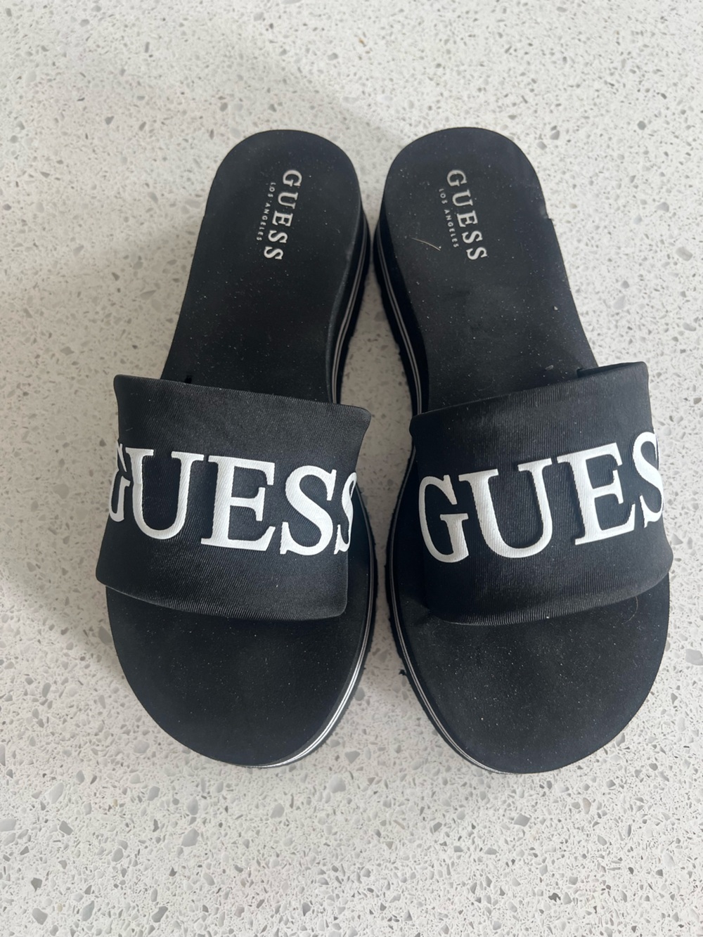 Guess Black Slide Sandals with White Logo **Very Good Condition** 🍒 Size 8.5/9